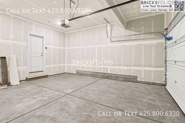 Building Photo - Peaceful Retreat in Beautiful Bremerton
