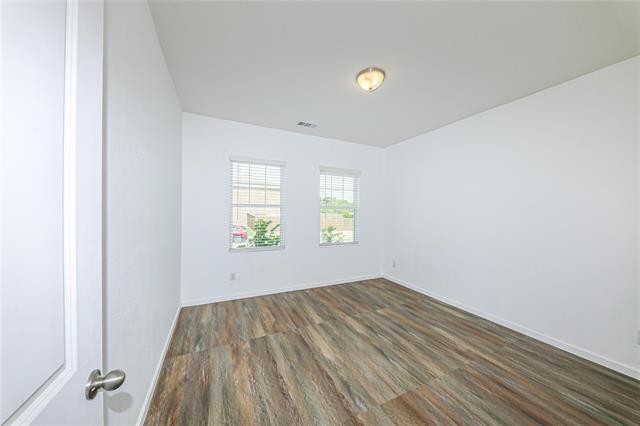 Building Photo - 746 Wilshire Dr
