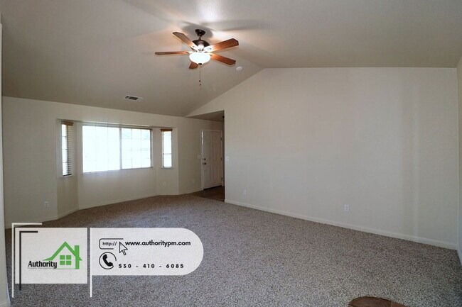 Building Photo - 6982 Yvonne Ct