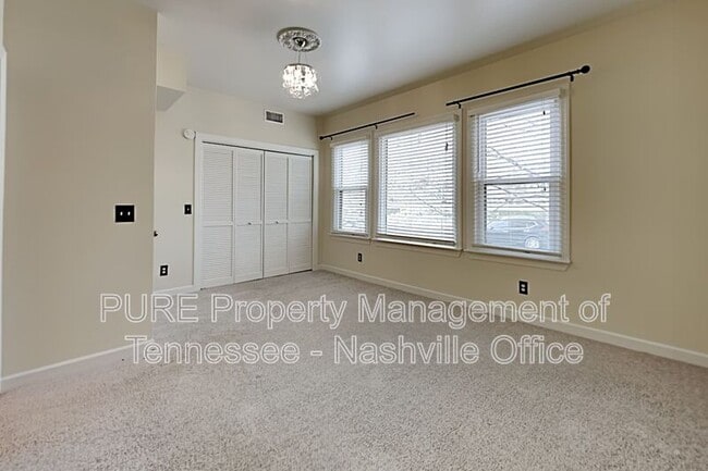 Building Photo - 344 Ardsley Pl