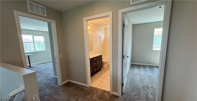 Building Photo - 6387 Ashland Crst St