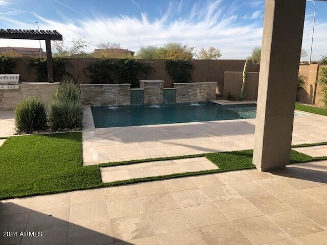 Building Photo - 3200 S Arizona Pl