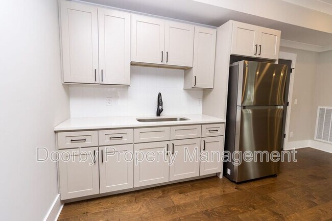 Building Photo - 2760 Ridge Park Dr
