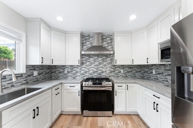Building Photo - 16121 Fantasia Ln