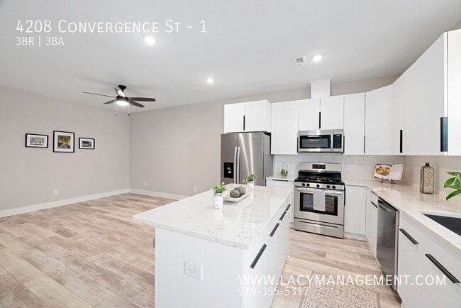 Building Photo - 4208 Convergence St