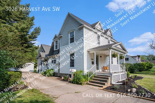 Building Photo - 3026 Harvest Ave SW