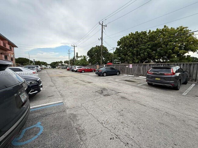 Building Photo - 17101 NW 57th Ave