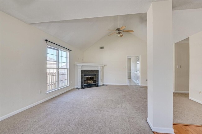 Building Photo - 772 Michelle Ct