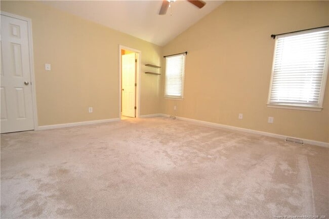 Building Photo - 5909 Royal Coach Ct