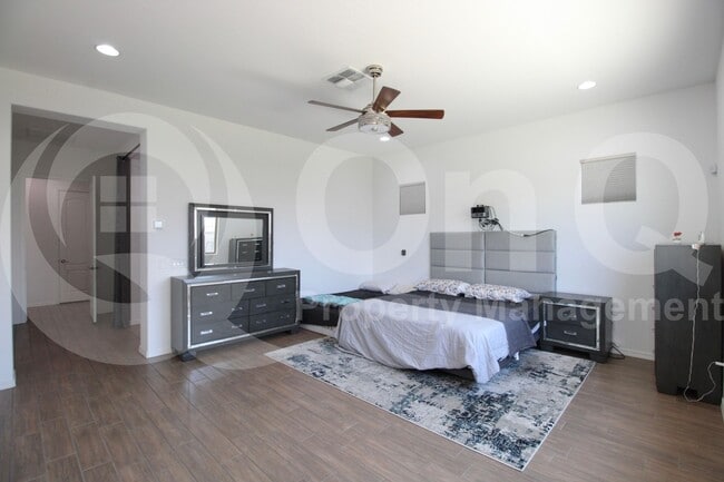 Building Photo - 8523 W Palo Verde Dr