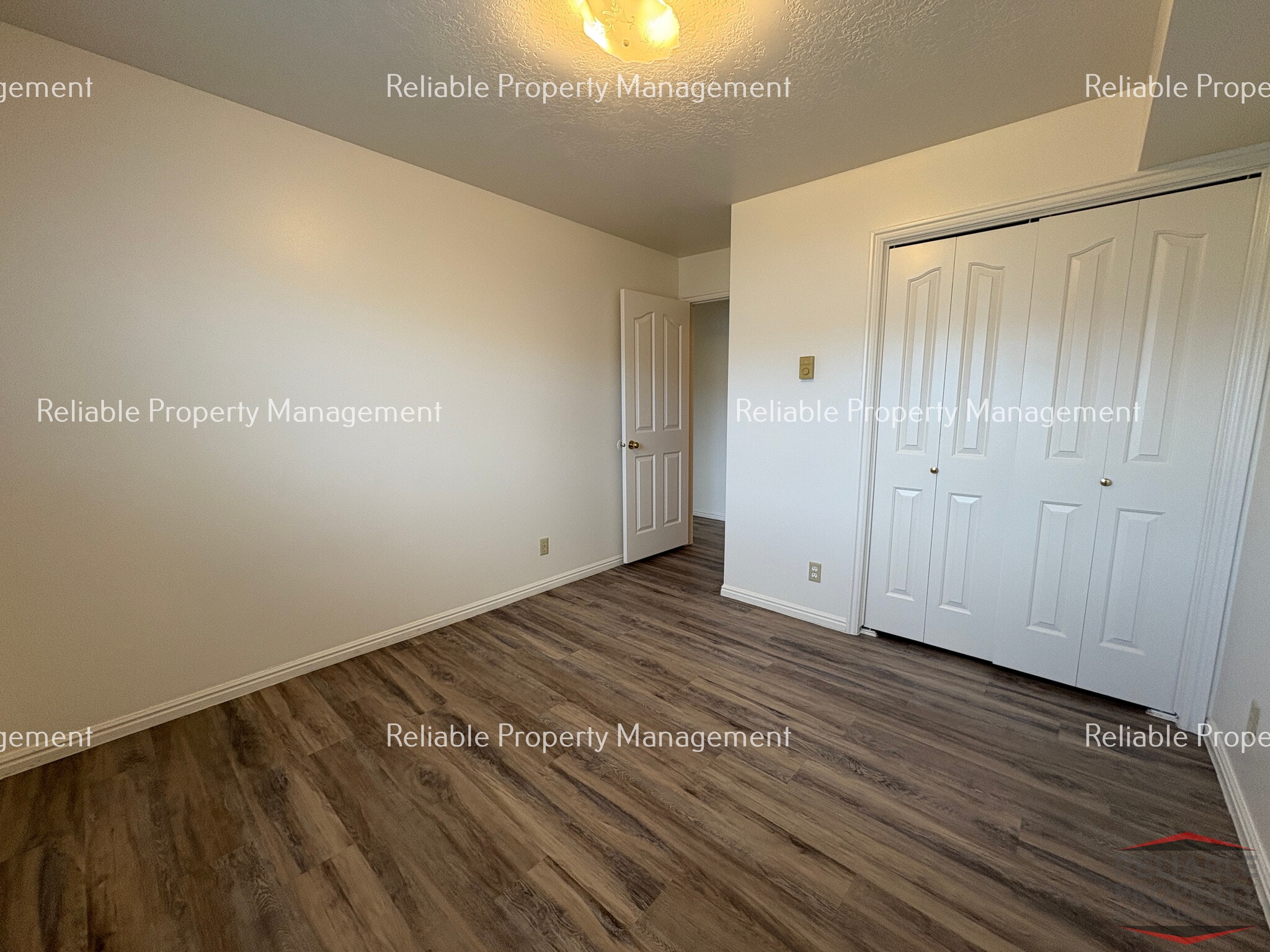 Building Photo - 2114 Meppen Dr