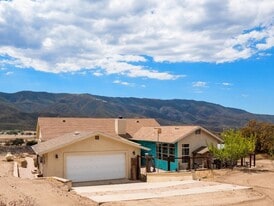 Building Photo - 27071 Chihuahua Valley Rd
