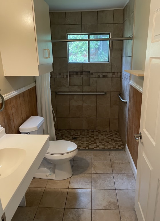 Building Photo - 141 Cartwright Ave