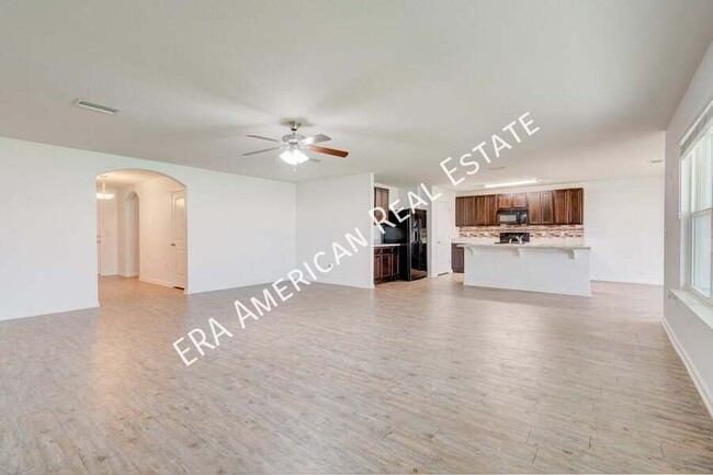Building Photo - 4907 Kensington Ln