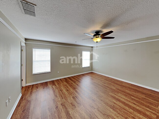 Building Photo - 18804 Sunterra Dr