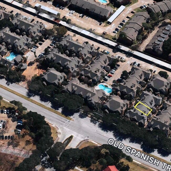 Building Photo - 2300 Old Spanish Trl