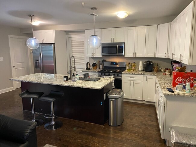 Building Photo - 1258 Holbrook Terrace NE