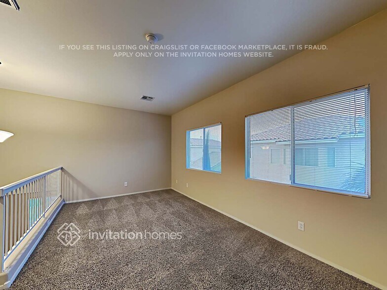 Building Photo - 942 Veranda View Ave