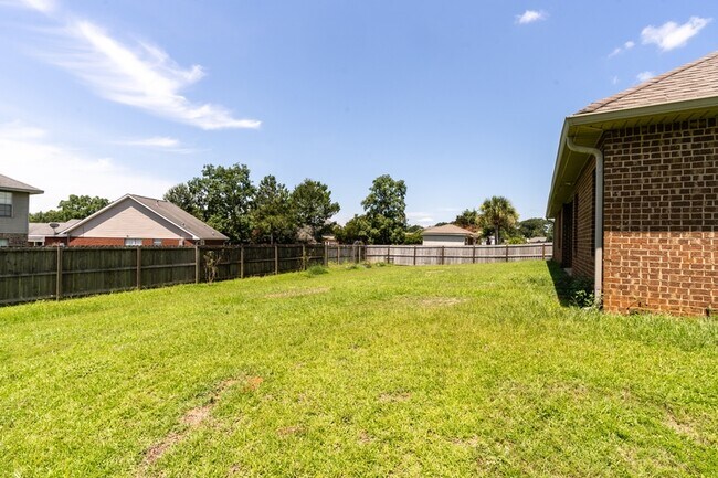 Building Photo - 8095 Vane Ct