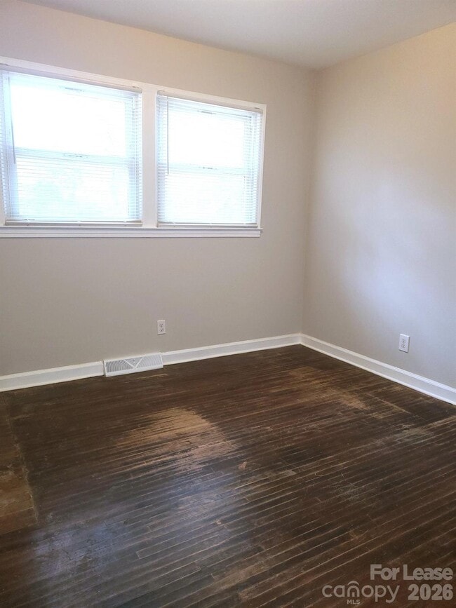 Building Photo - 4124 Somerdale Ln