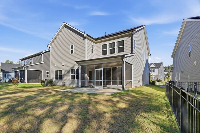 Building Photo - 2422 Heron Watch Pl