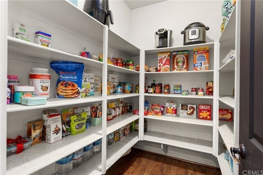 Building Photo - 15826 Elfin Forest Ave