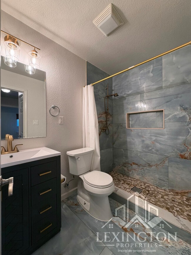 Building Photo - Stunning, 2BD/1BA, Condo home in The Villaggio Community, near Madison Ave.!