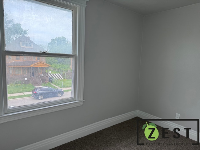 Building Photo - Beautifully Remodeled Home!