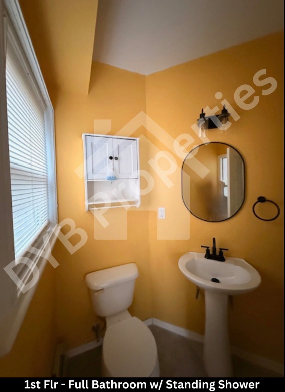 Building Photo - 56 Kent Ln