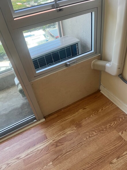 New AC Unit - 1133 Waimanu St