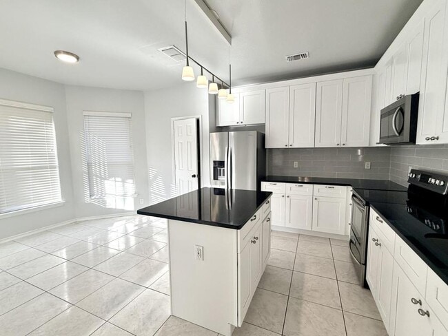 Building Photo - 14911 Elkton Dr