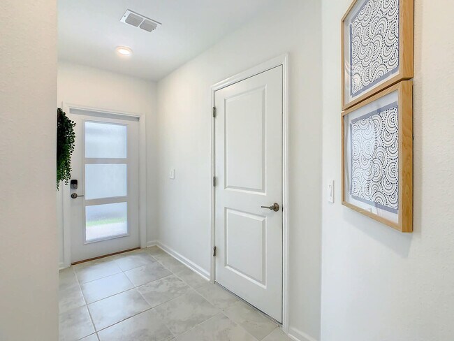 Building Photo - 8861 Cabot Cliffs Dr
