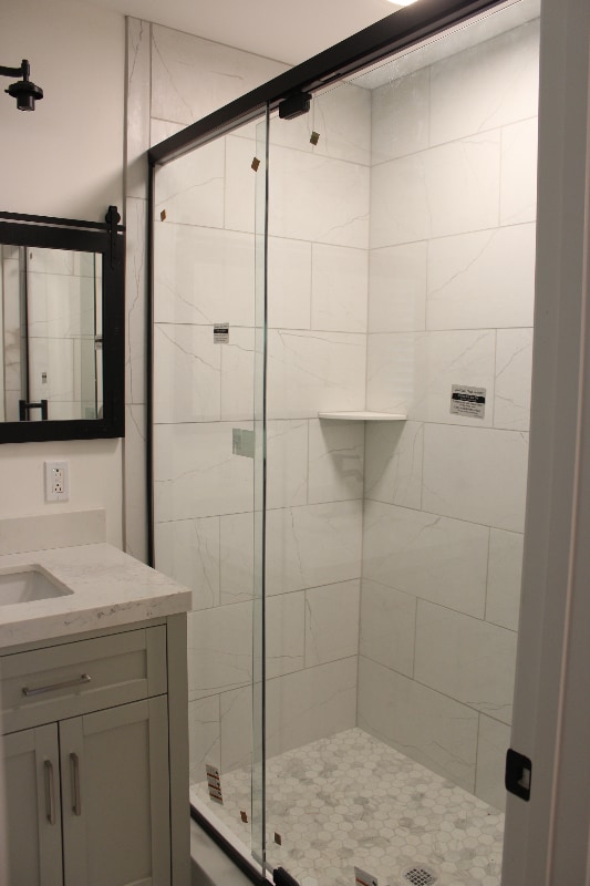 Building Photo - 19 Bridgewood Ave