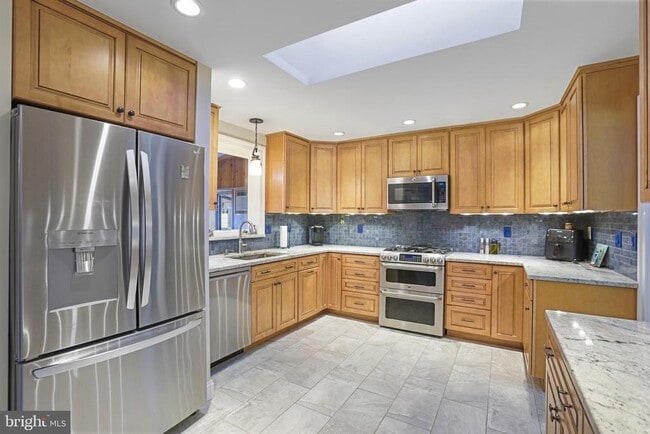 Building Photo - 4402 Medford Dr