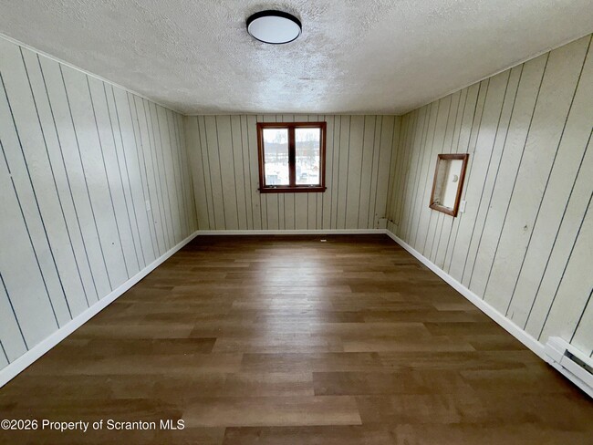 Building Photo - 41 Drummond St