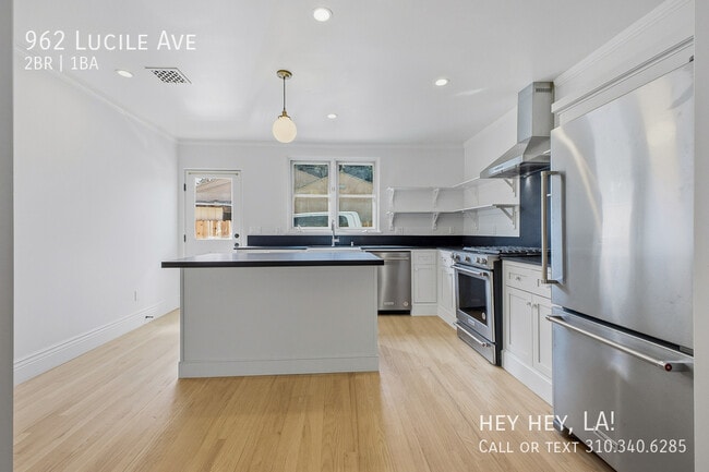 Building Photo - 962 Lucile Ave