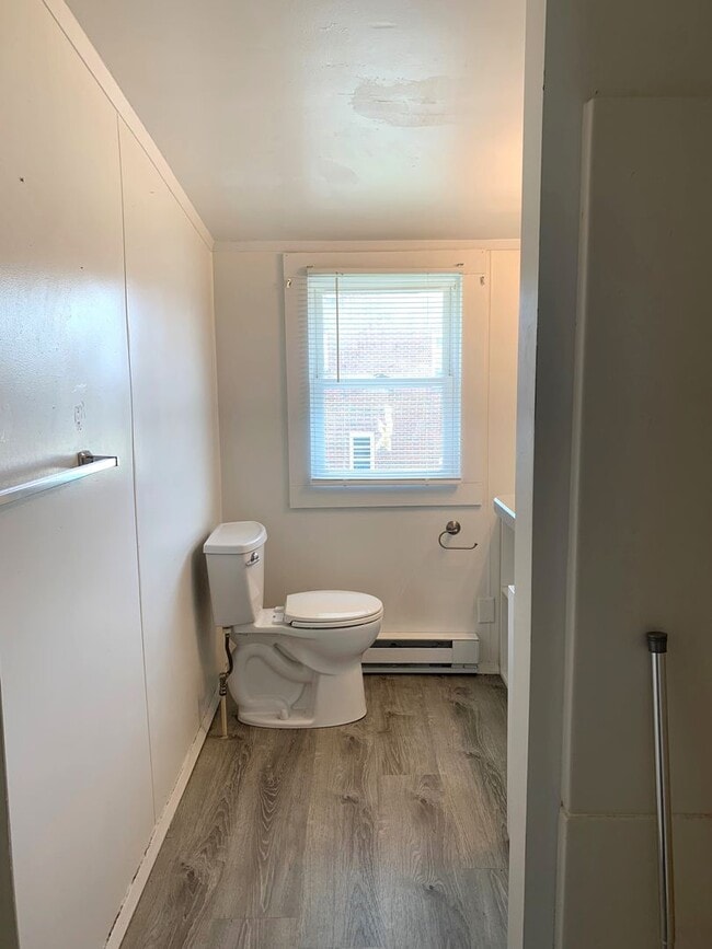 Building Photo - 302 Fairmount Ave