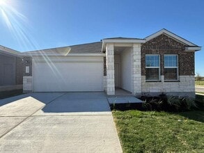 Building Photo - 200 Herald Dr