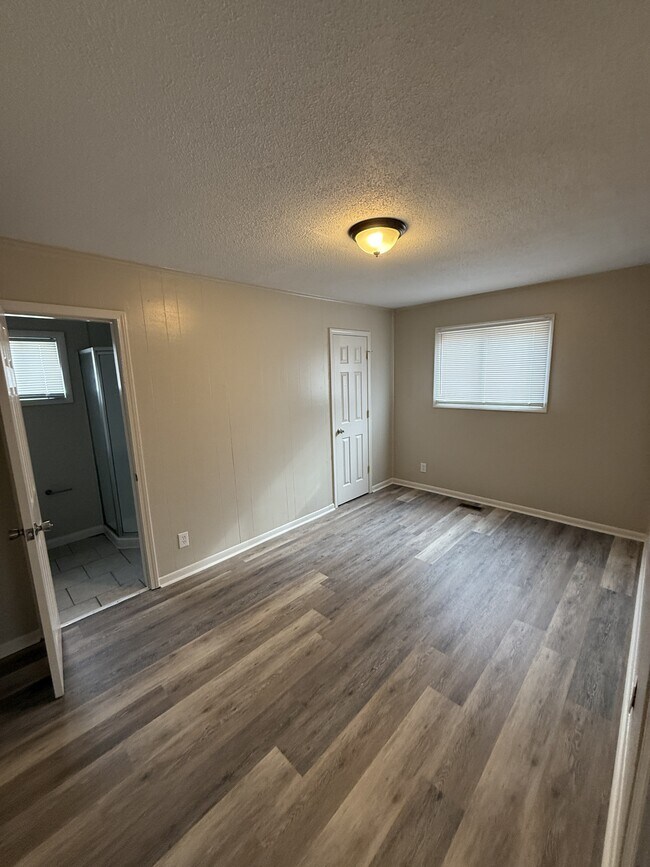 Building Photo - 505 Sunrise Blvd