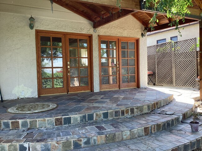 Building Photo - Montecito Heights with Breathtaking Views!