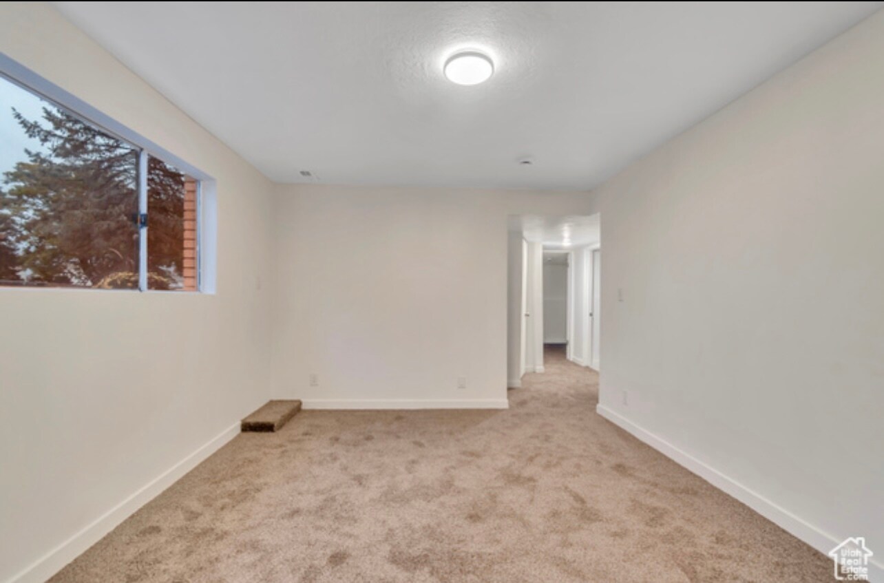 Building Photo - 5365 W 5200 S