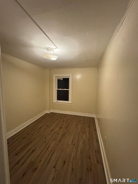 Building Photo - 18 Woolsey St