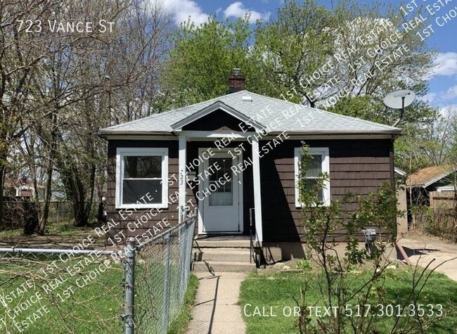 Building Photo - 723 Vance St