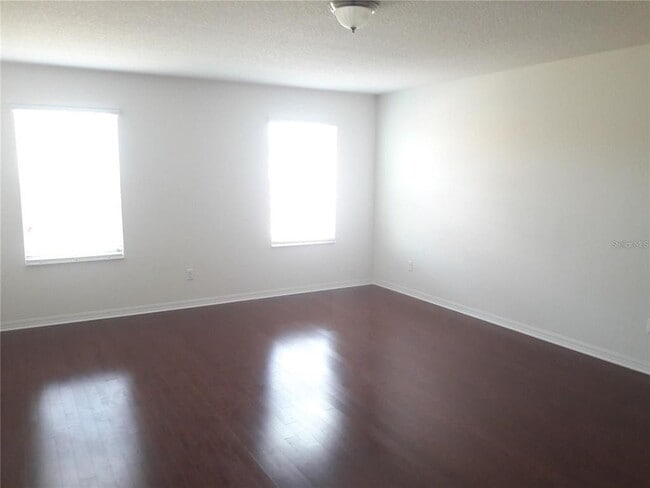 Building Photo - 3202 Turret Dr