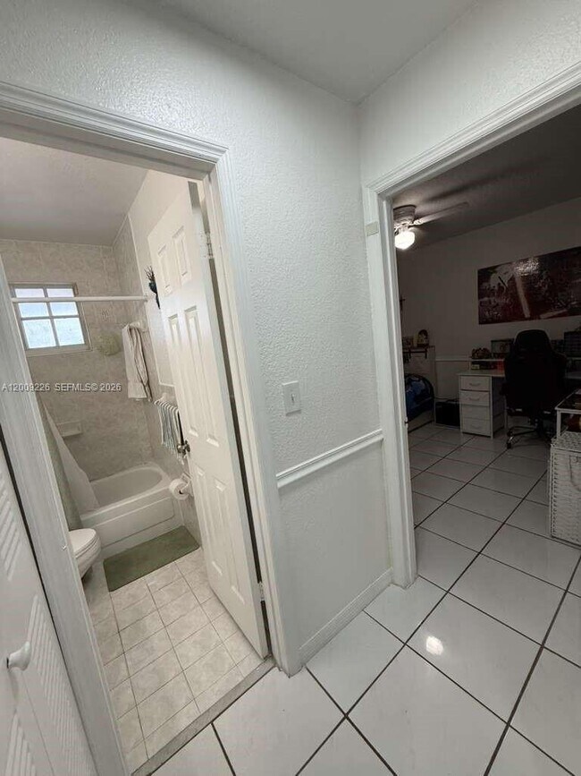 Building Photo - 3514 W 76th St