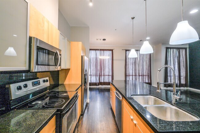 Building Photo - 5710 Winsome Ln