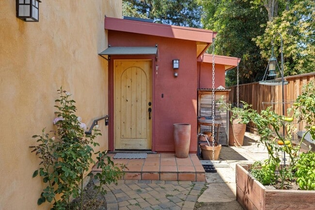 Primary Photo - 4135 Maybell Way