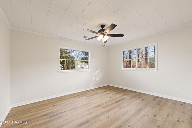 Building Photo - 240 N College Rd