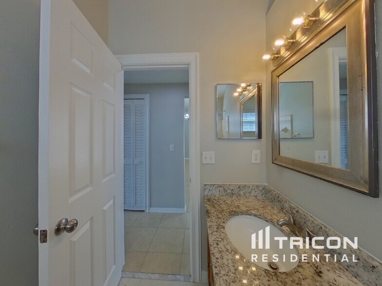 Building Photo - 5146 Mystic Point Ct