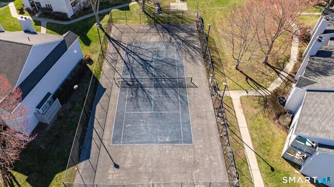 Building Photo - 82 Crown Knoll Ct